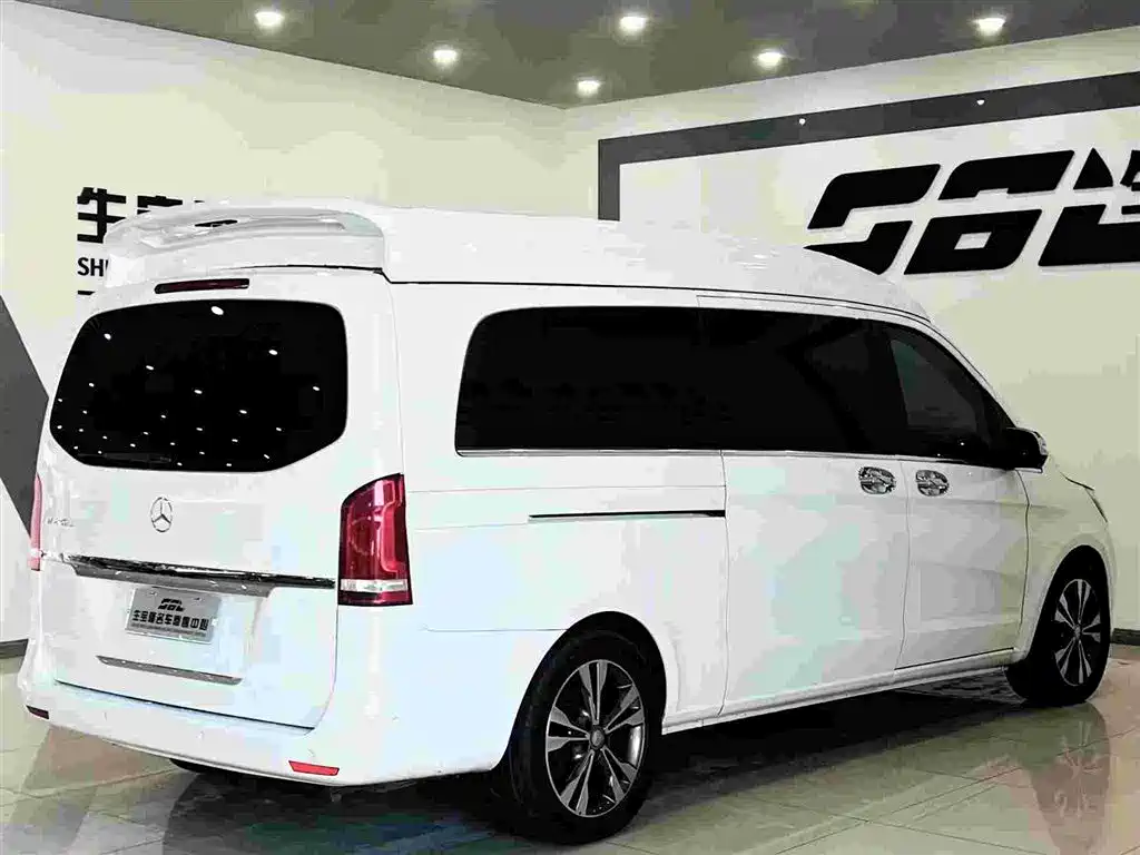 Mercedes-Benz V-Class 2020 — фото 4