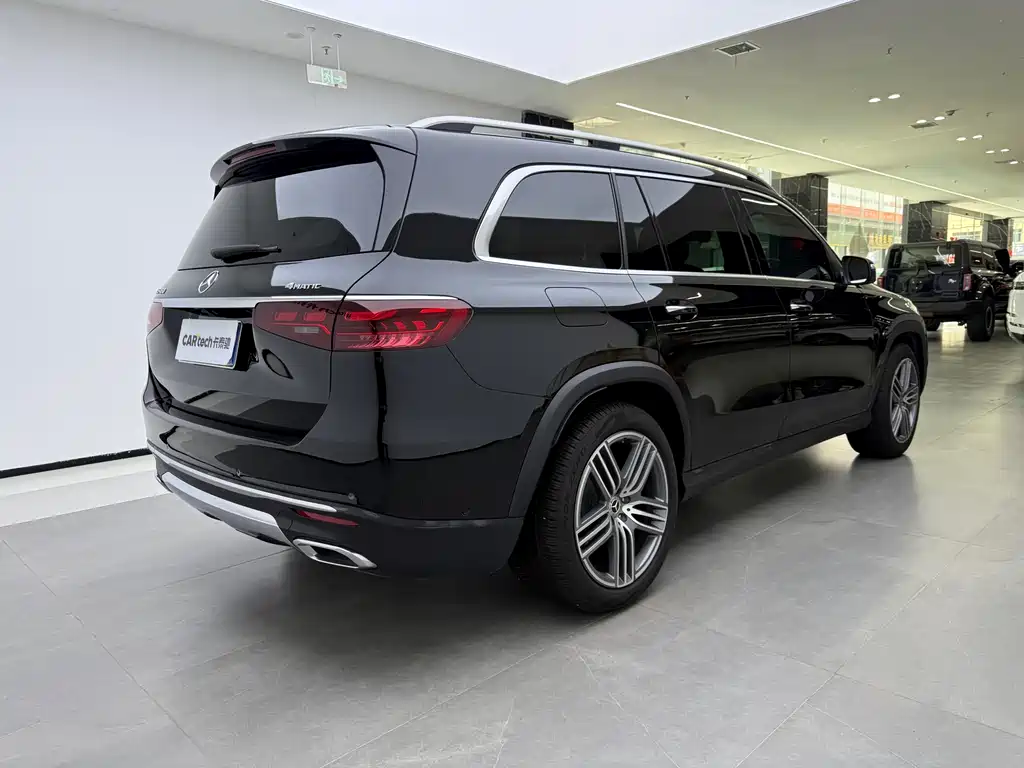 Mercedes-Benz GLS 2024 — фото 3