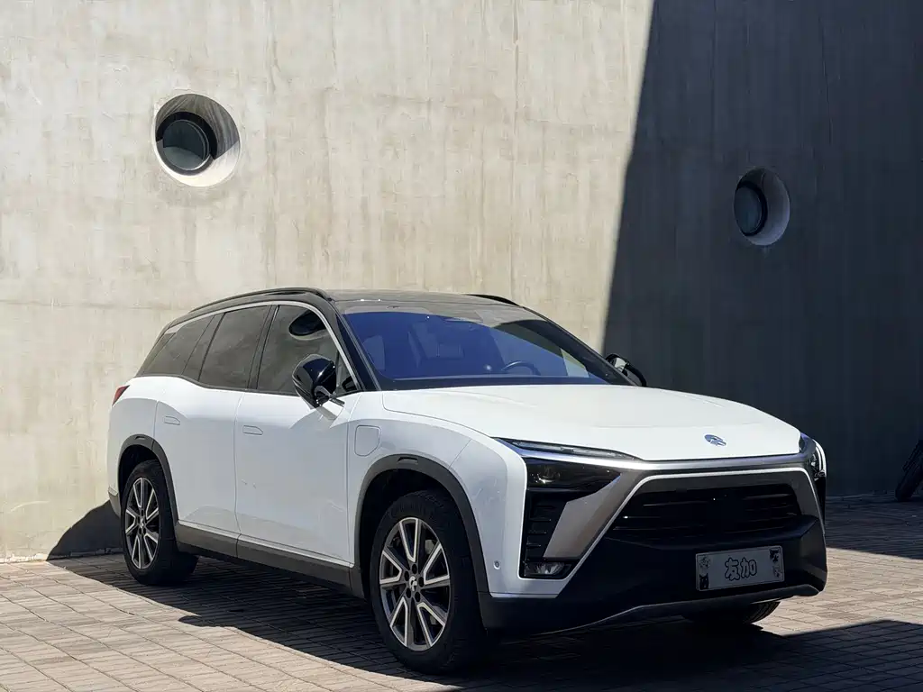 NIO ES8 2021 — фото 3