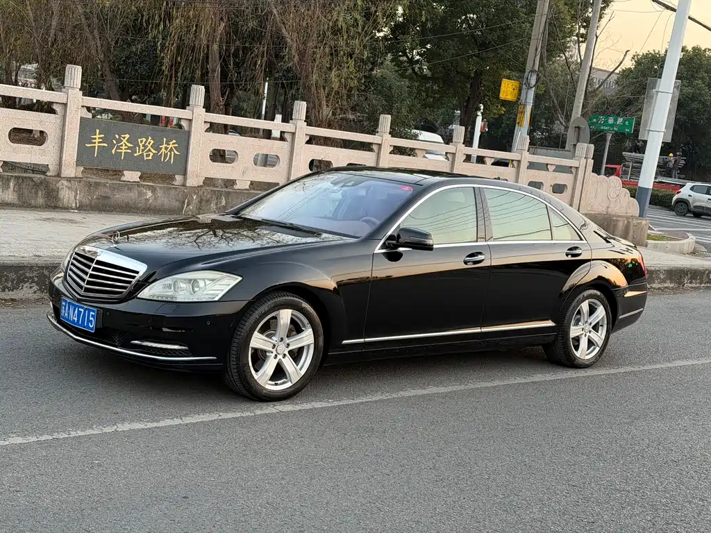 Mercedes-Benz S-Class 2009 — фото 1