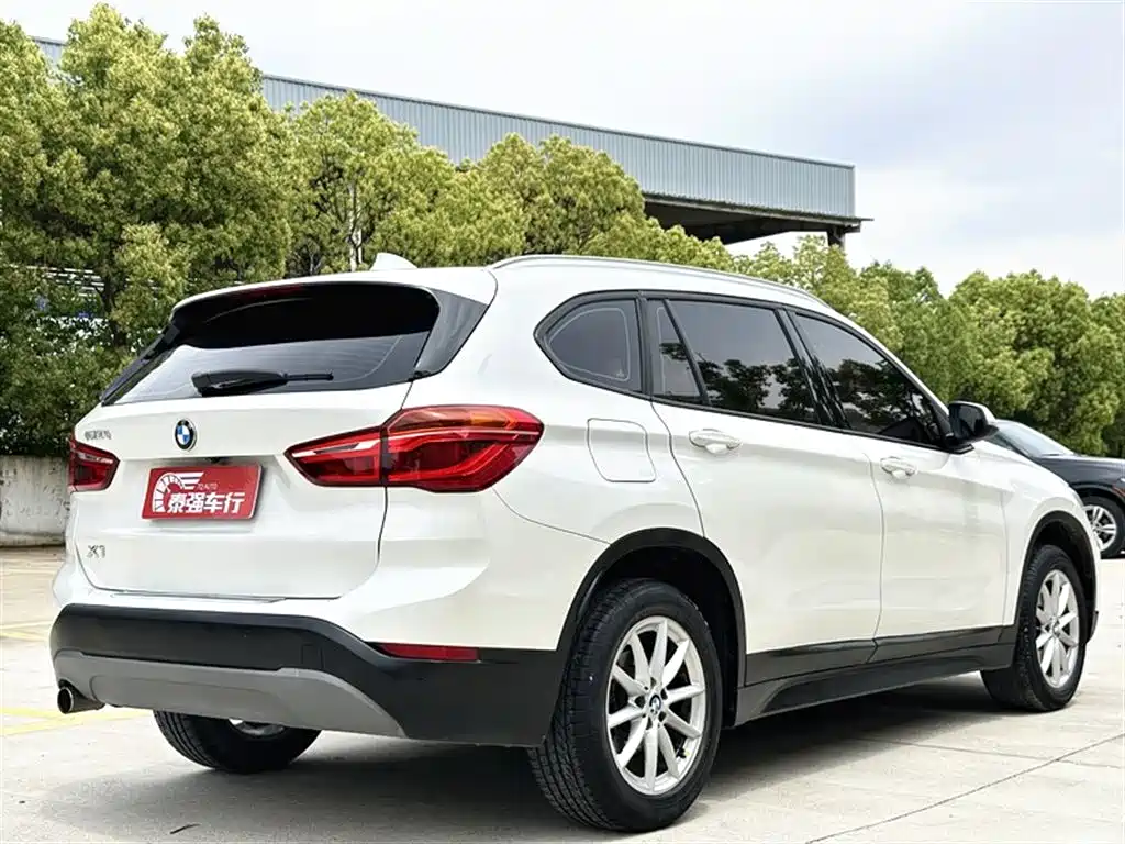BMW X1 2019 — фото 4