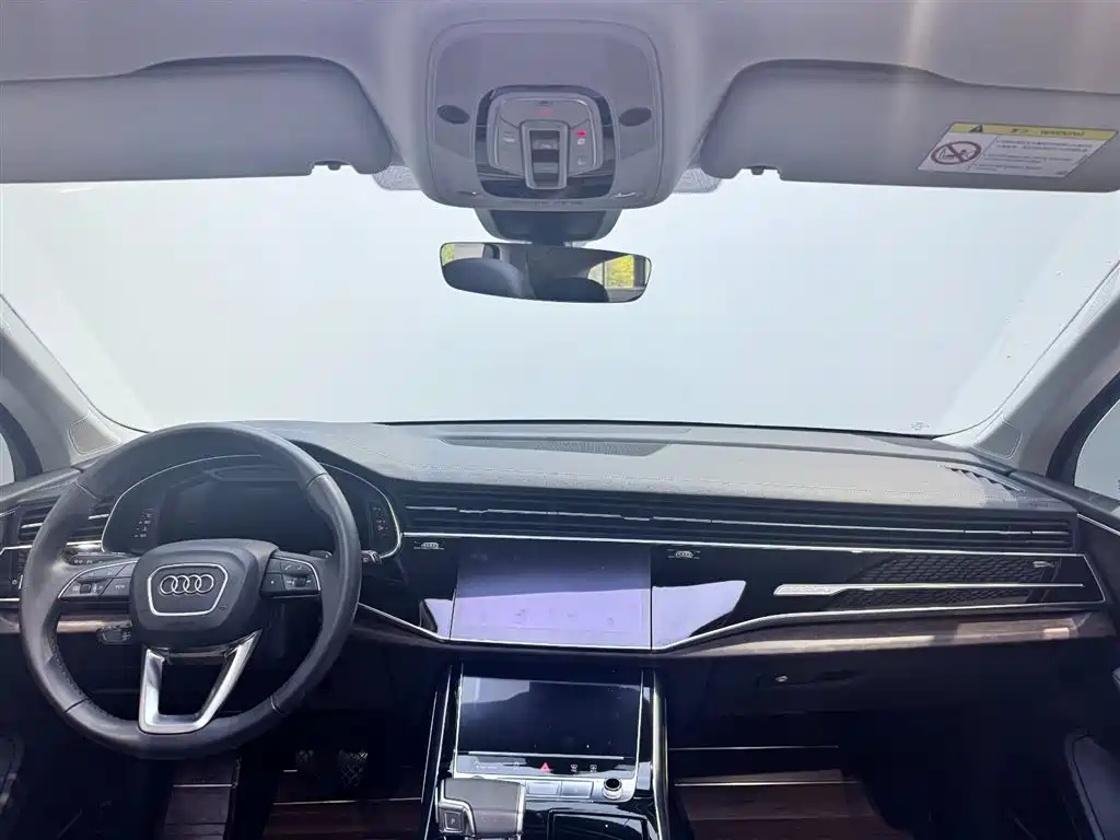 Audi Q7 2023 — фото 8
