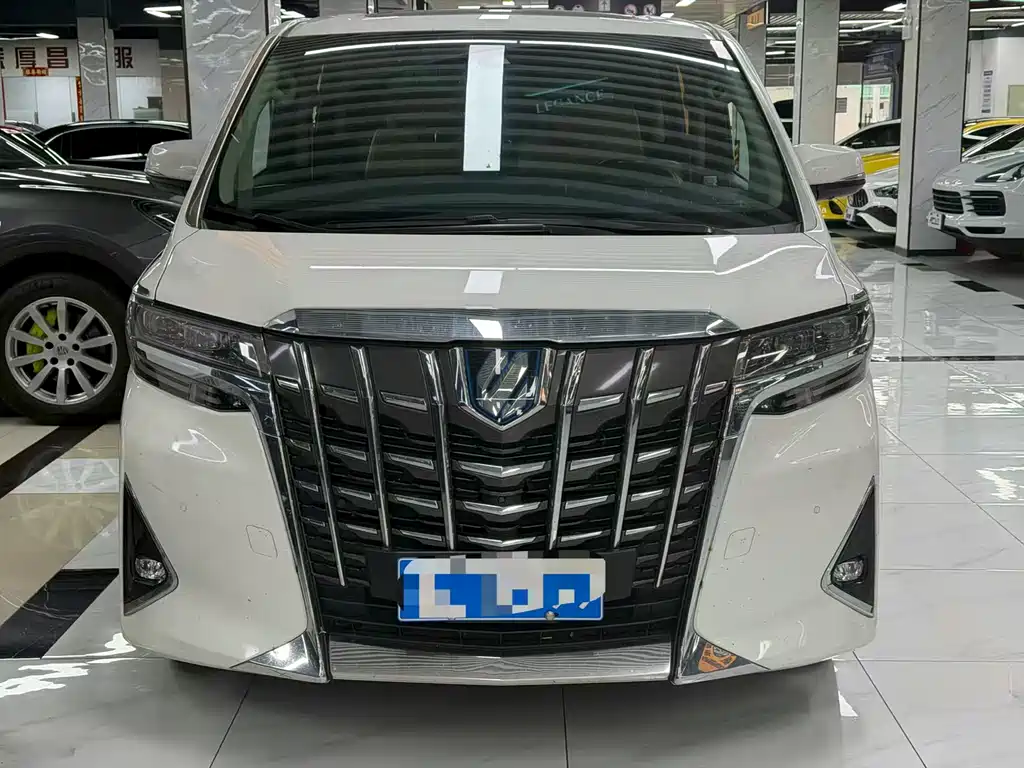 Toyota Alphard 2020 — фото 2