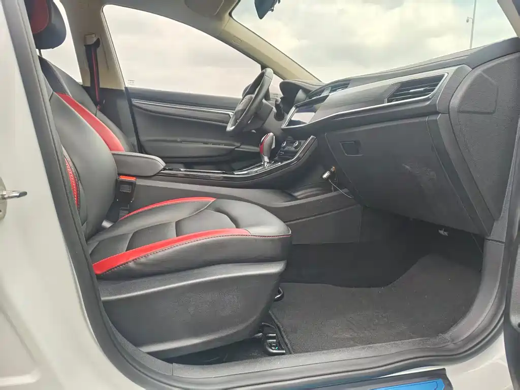Geely Emgrand GS 2020 — фото 12
