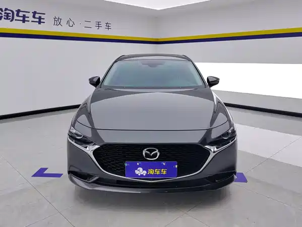 Mazda 3 Axela 2025