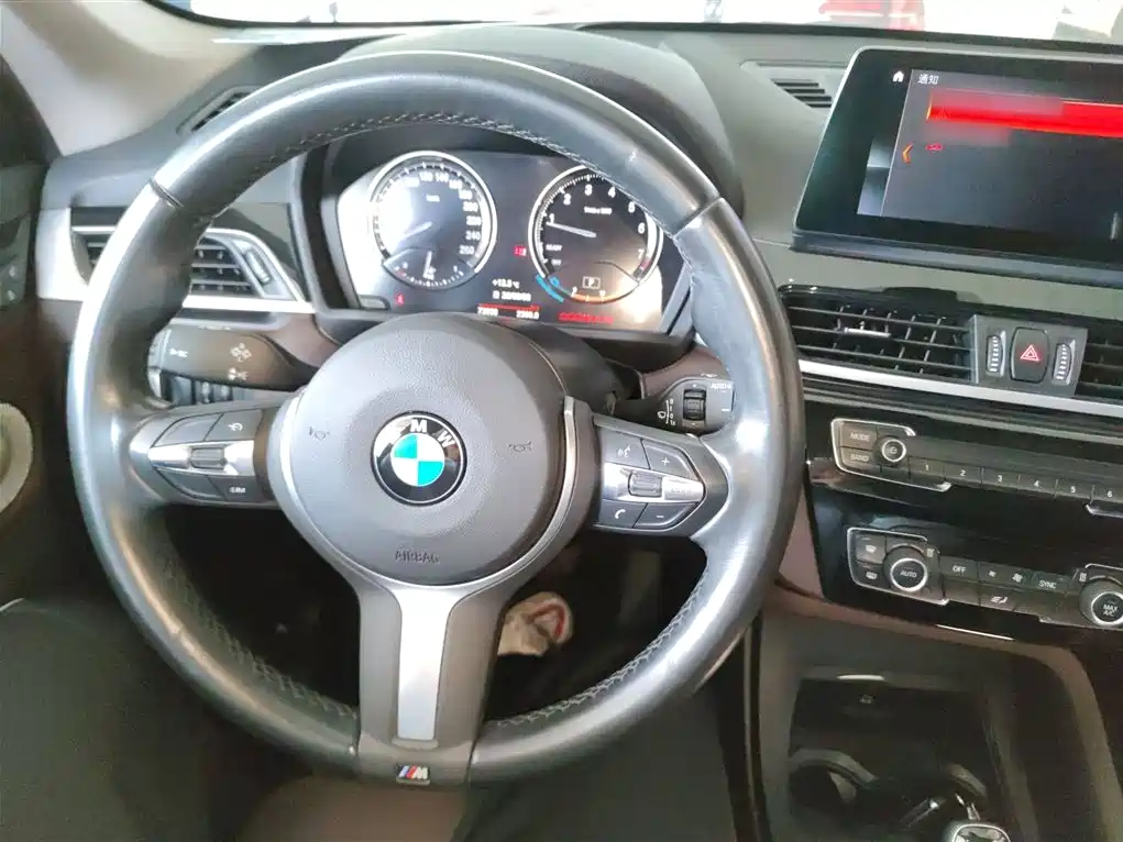 BMW X1 2021 — фото 10