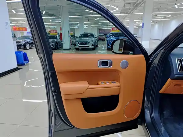Li Auto L8 2023