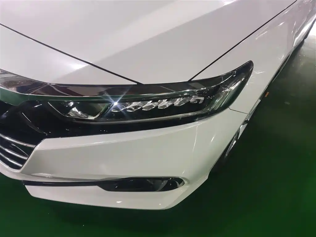 Honda Accord 2022 — фото 18
