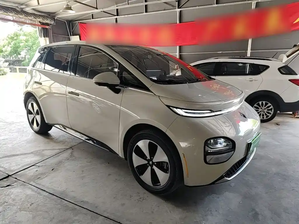 Baojun Clouds 2023