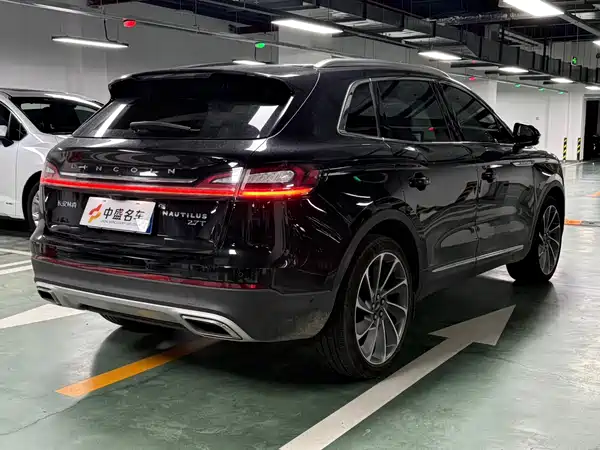 Lincoln Nautilus 2023