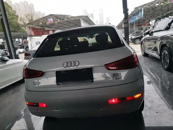 Audi Q3 2015