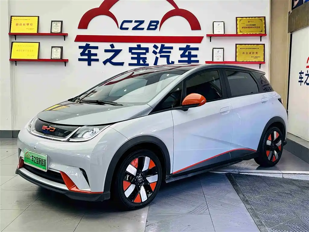 BYD Dolphin 2023 — фото 1
