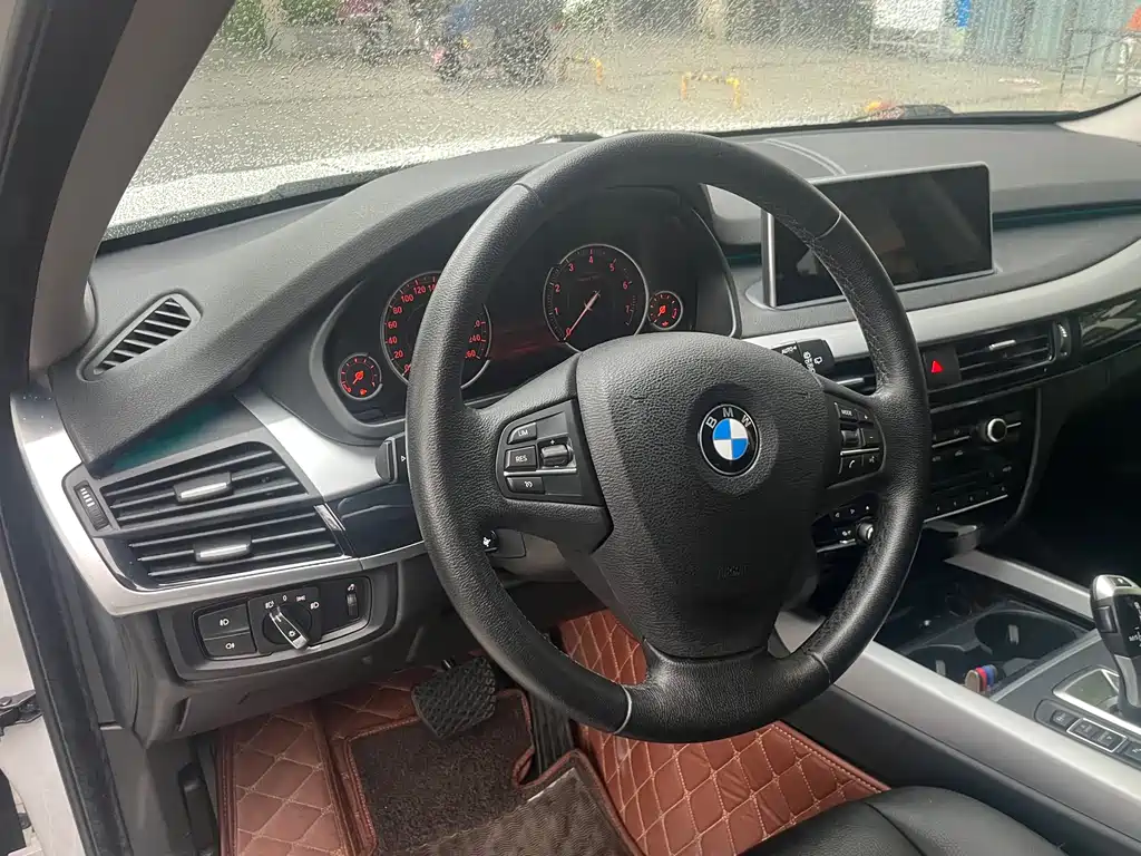 BMW X5 2019 — фото 11