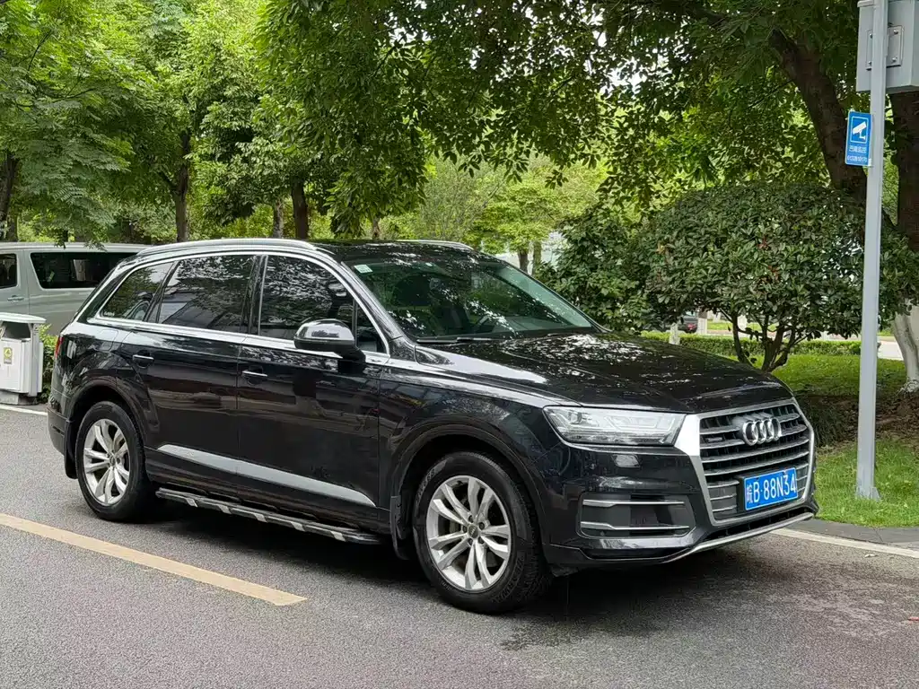 Audi Q7 2019 — фото 3