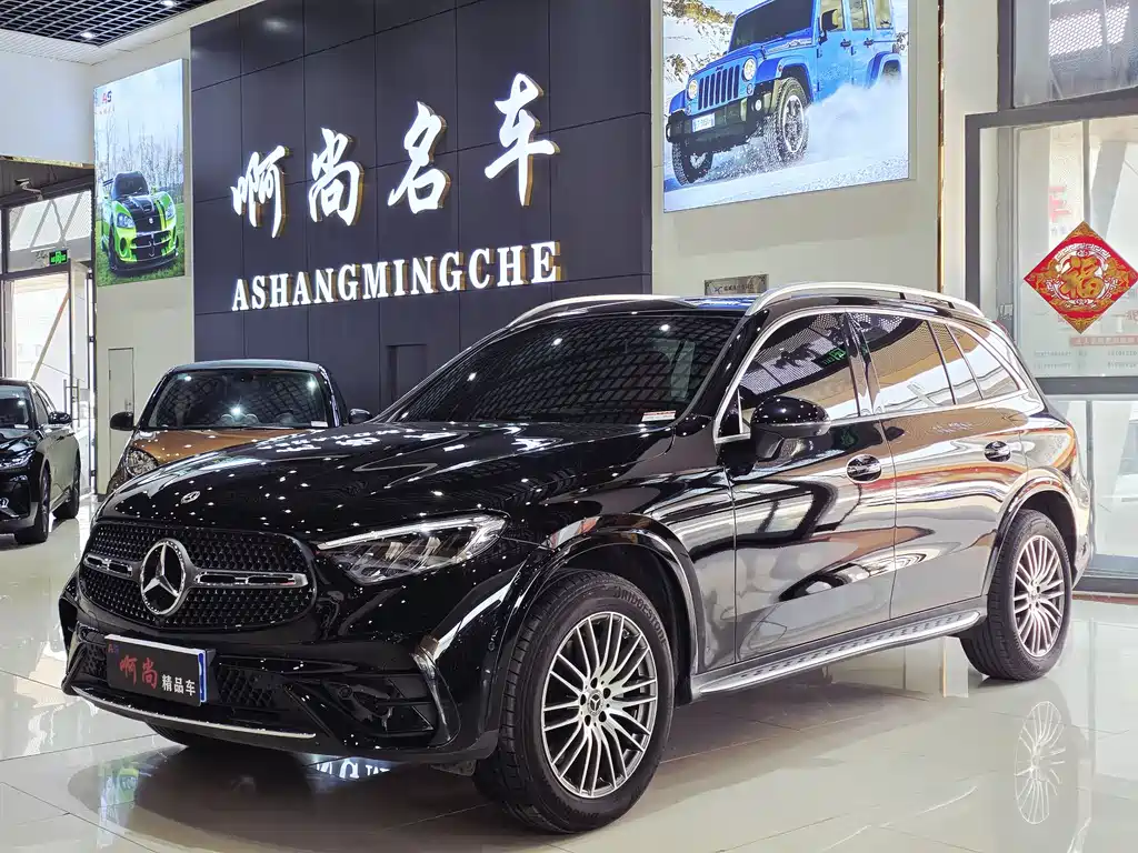 Mercedes-Benz GLC 2023 — фото 1