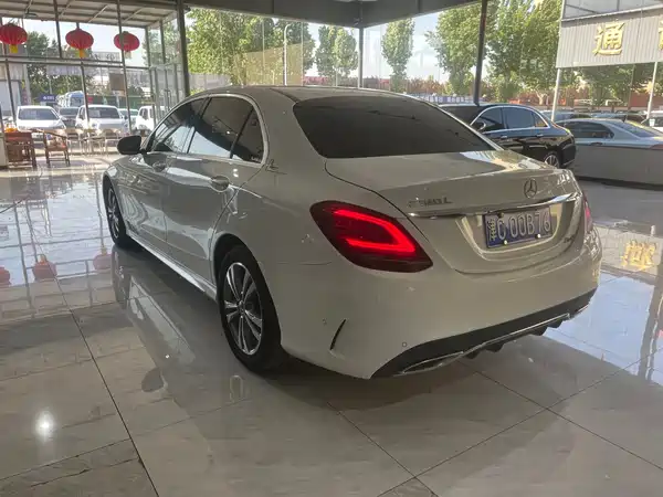 Mercedes-Benz C-Class 2019