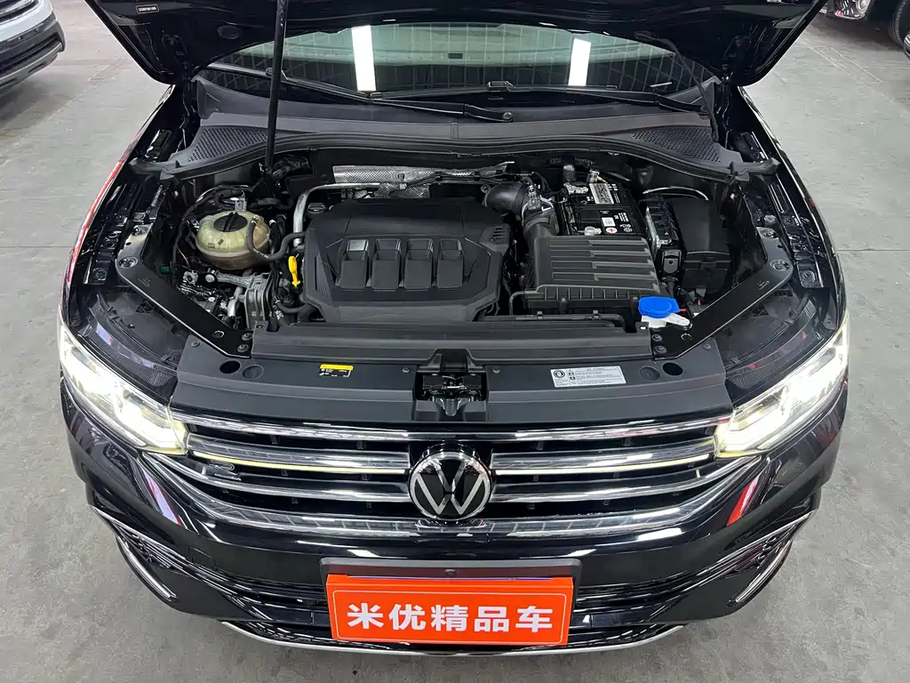 Volkswagen Tiguan L 2022 — фото 17