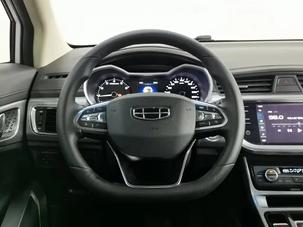 Geely Emgrand GS 2019 — фото 11
