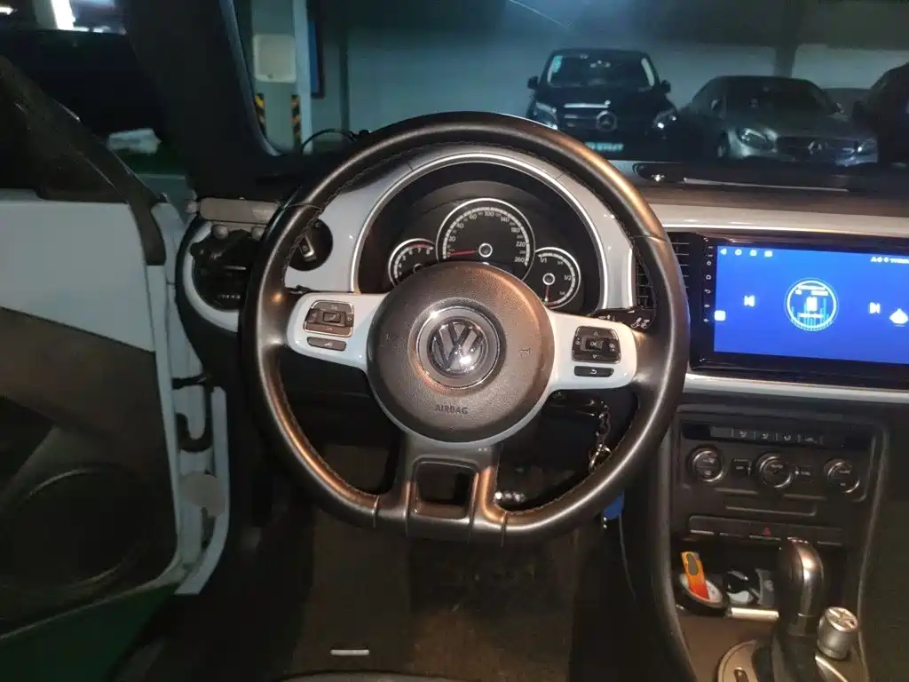 Volkswagen Beetle 2016
