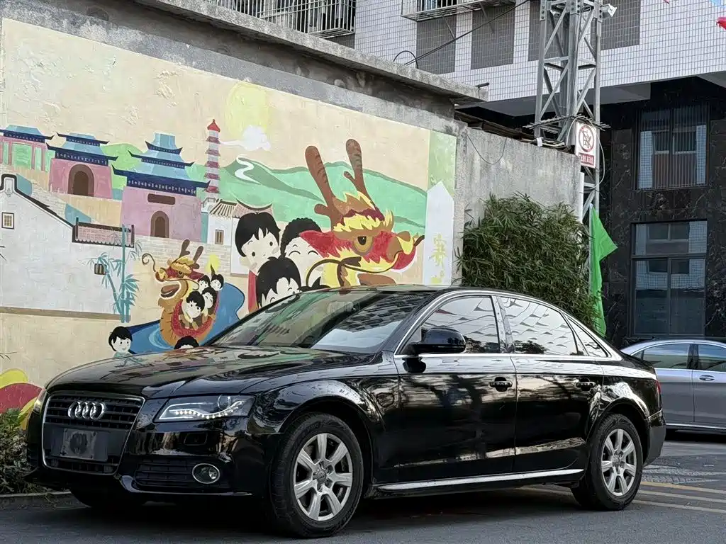 Audi A4L 2011
