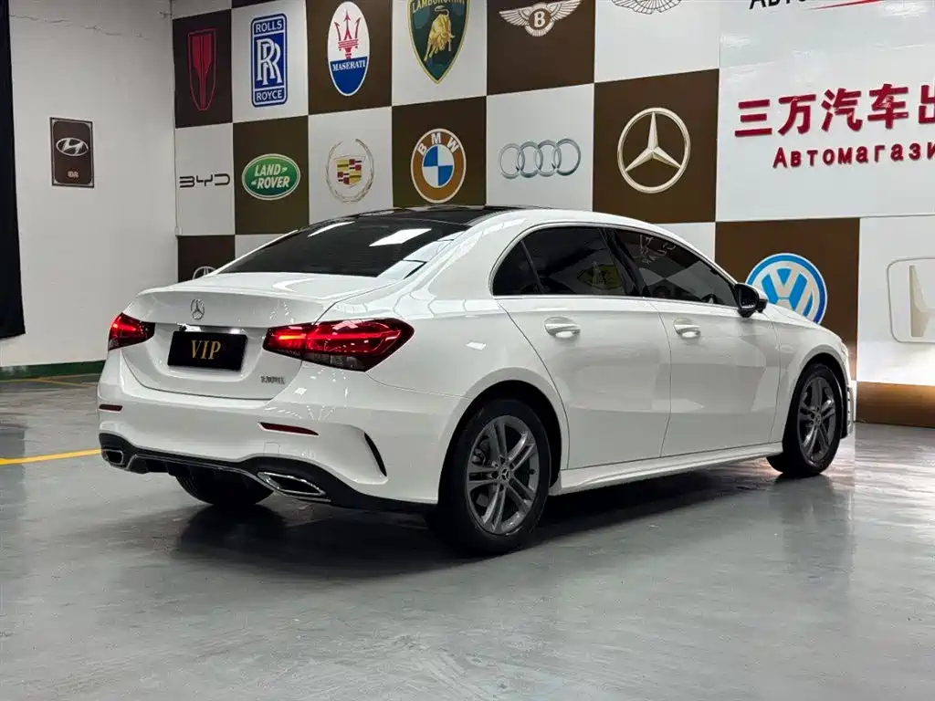 Mercedes-Benz A-Class 2023 — фото 4