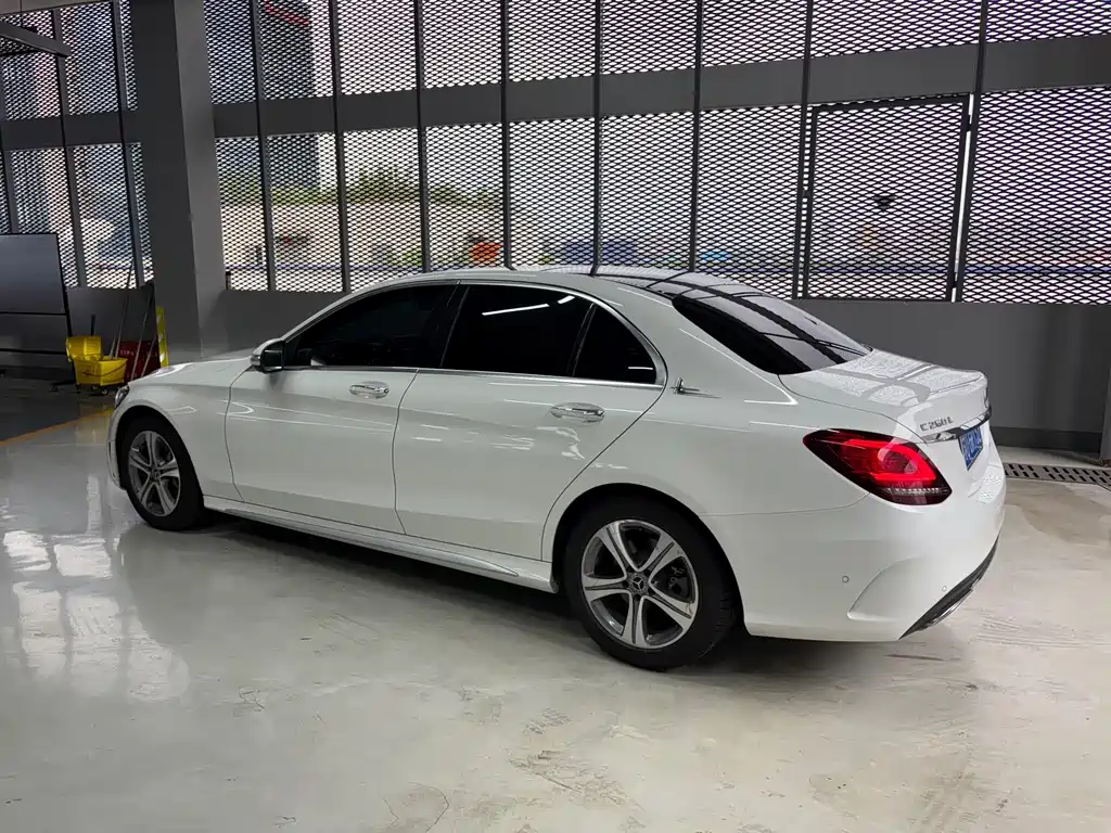 Mercedes-Benz C-Class 2019 — фото 6