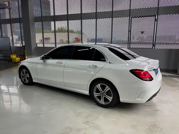 Mercedes-Benz C-Class 2019