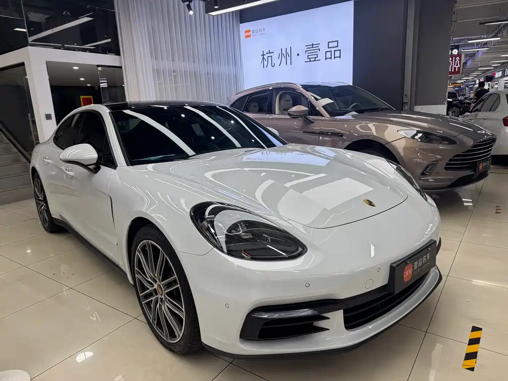 Porsche Panamera 2019 — фото 3