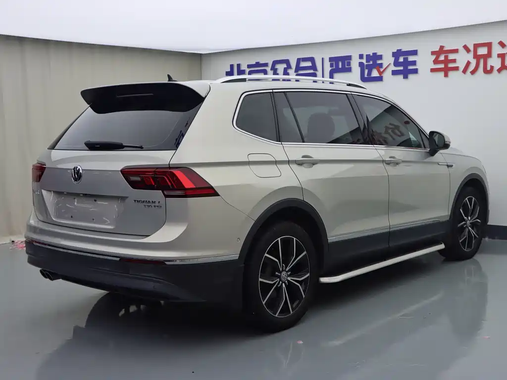Volkswagen Tiguan L 2020 — фото 23