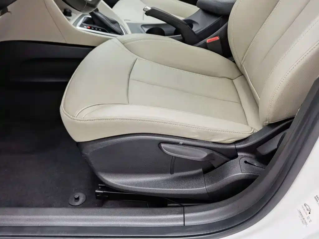 Buick Excelle 2018 — фото 20