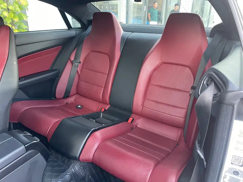 Mercedes-Benz E-Class 2015
