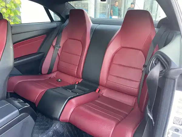 Mercedes-Benz E-Class 2015