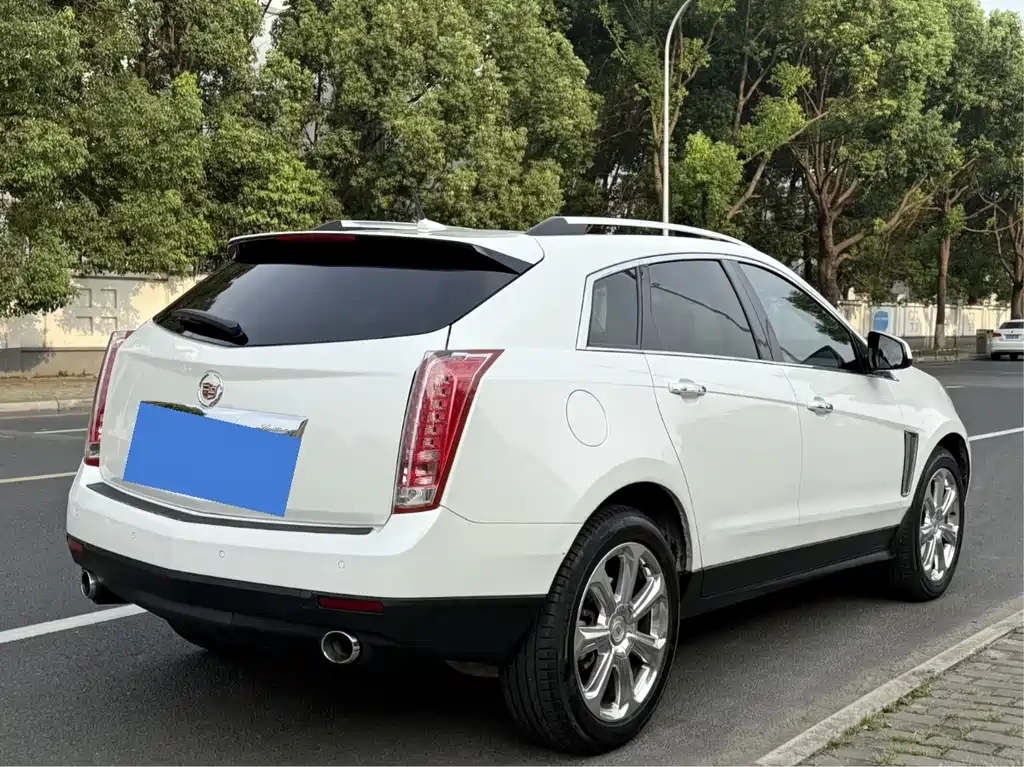 Cadillac SRX 2015 — фото 4
