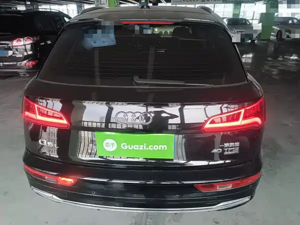 Audi Q5L 2019