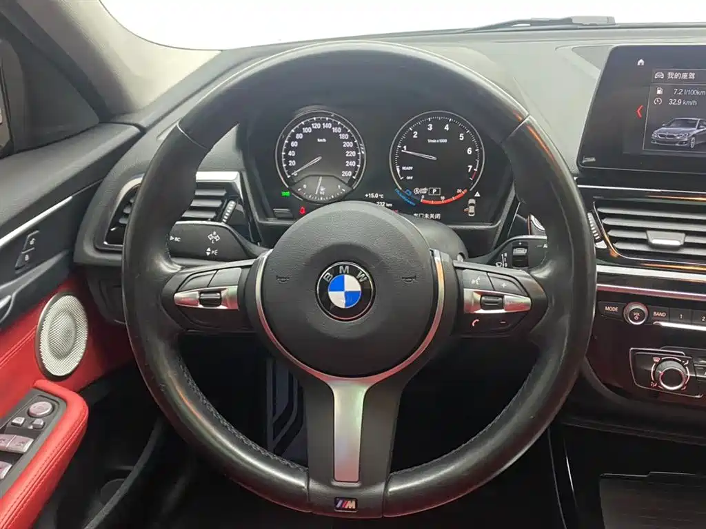 BMW 1 Series 2023 — фото 14