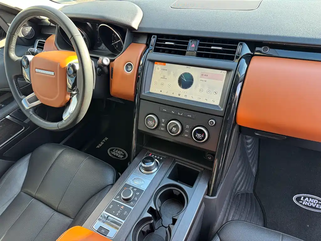 Land Rover Discovery 2019 — фото 10