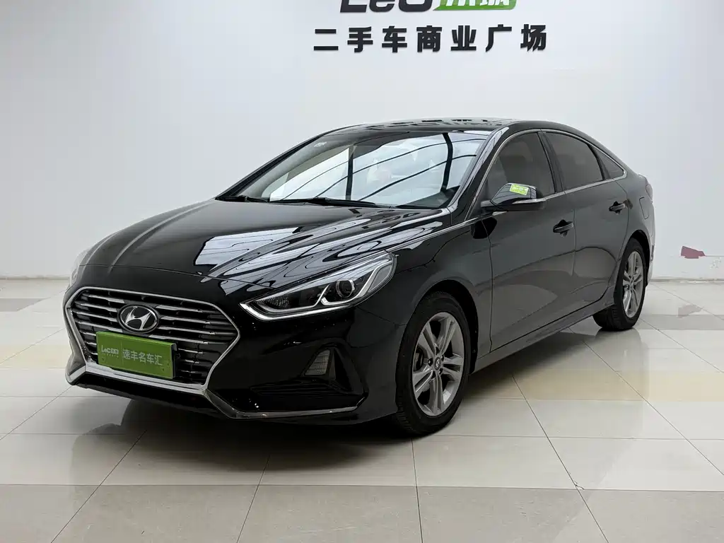 Hyundai Sonata 2017 — фото 1