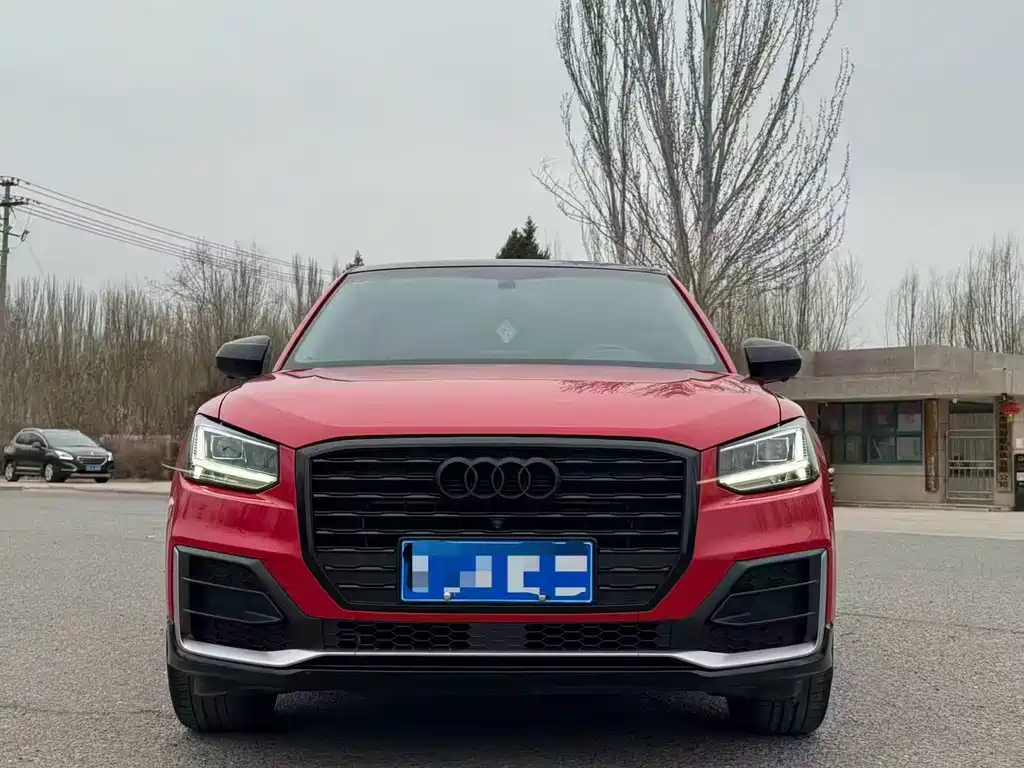 Audi Q2L 2020