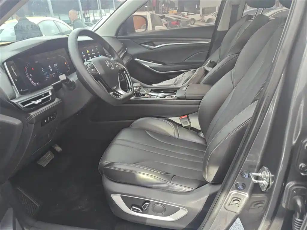 Changan CS75 PLUS 2021 — фото 11