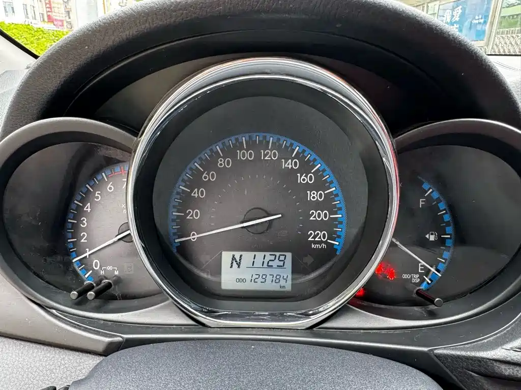 Toyota Vios 2017 — фото 14