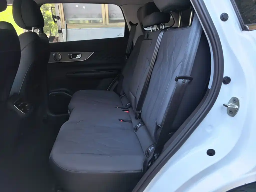 Chery Tiggo 8 PLUS 2025 — фото 17