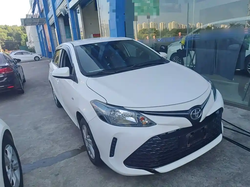Toyota Vios FS 2017 — фото 4