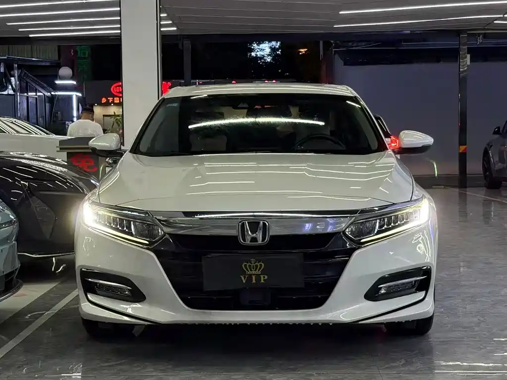 Honda Accord 2020 — фото 2