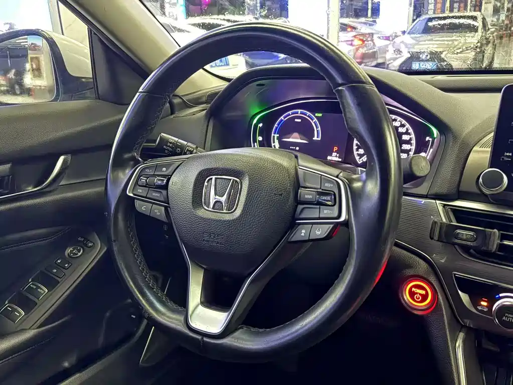 Honda Accord 2020 — фото 11