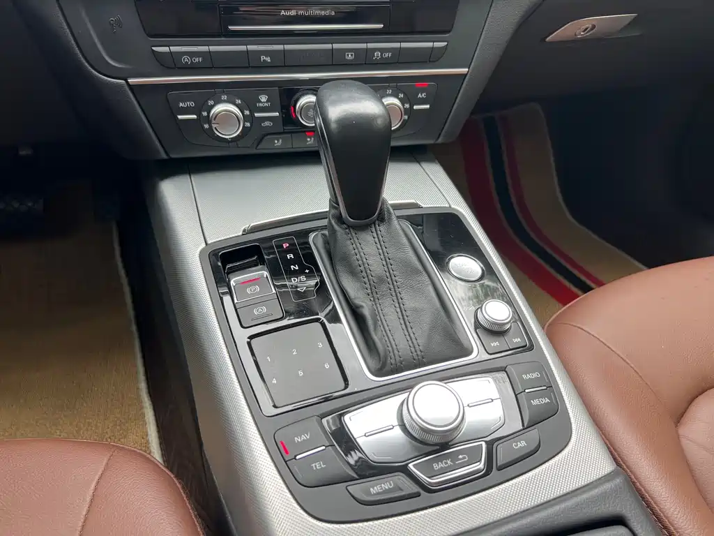 Audi A6L 2018 — фото 16