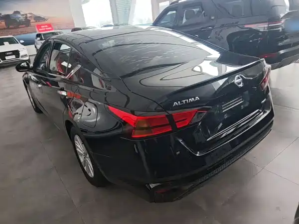 Nissan Teana 2020
