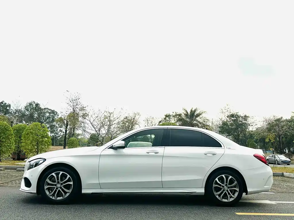 Mercedes-Benz C-Class 2016 — фото 8