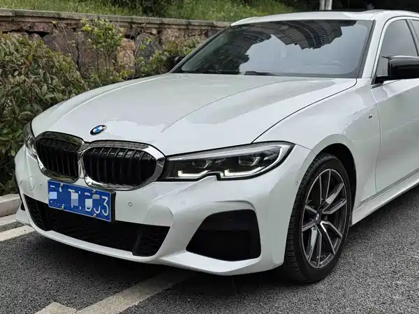 BMW 3 Series 2021