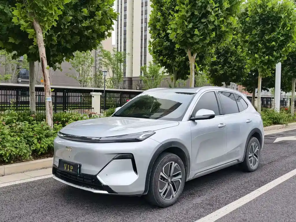 Geely Galaxy Starship 7 2025 — фото 1