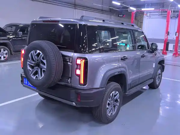 BAIC BJ40 2025